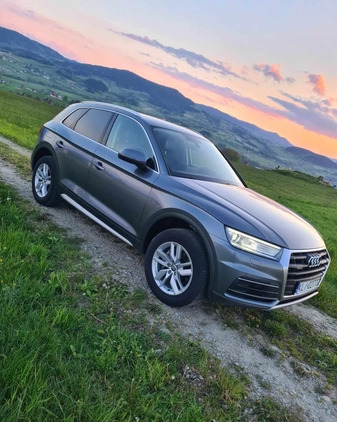 Audi Q5 cena 120000 przebieg: 76428, rok produkcji 2019 z Limanowa małe 211